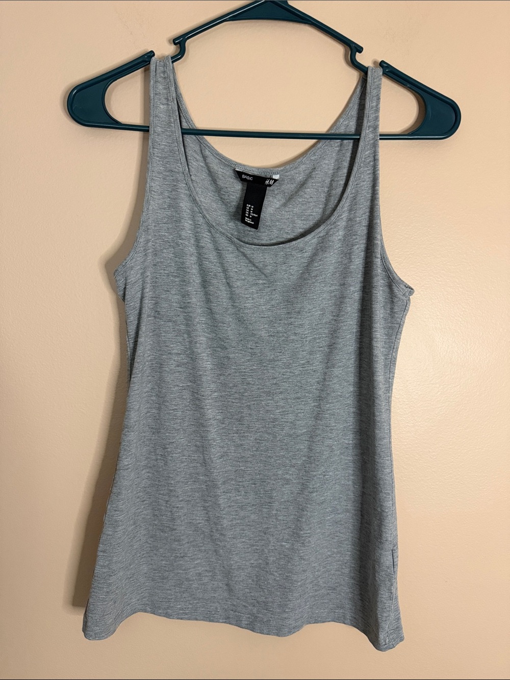 H&M Light Gray Women's Scoop Neck Tank
